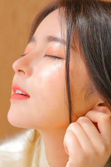 憋尿小说